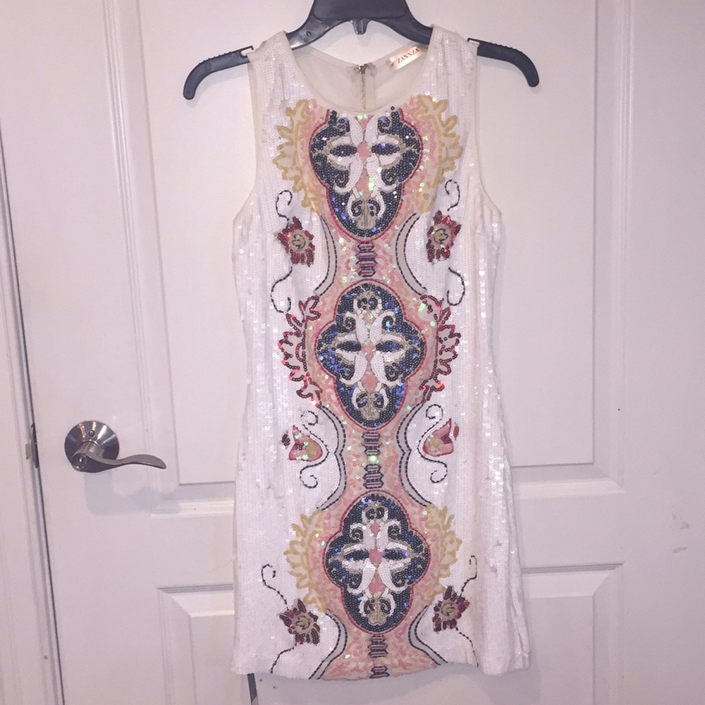 Zannza sleeveless sequin dress -Size S NWT